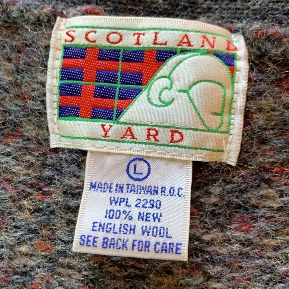 Scotland Yard sz L vintage 100% English wool grandpa sweater vest